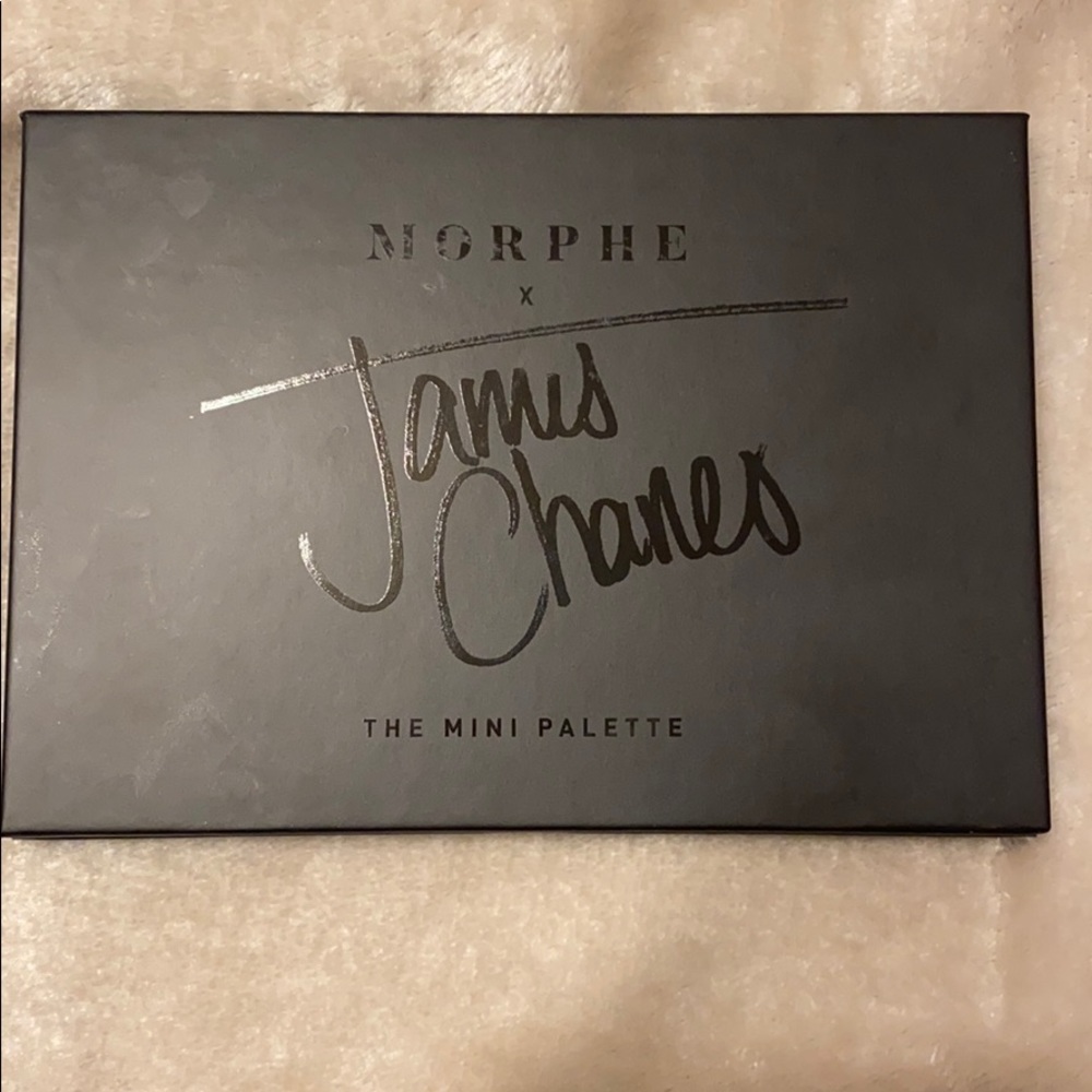 James Charles x Morphe Mini eyeshadow palette